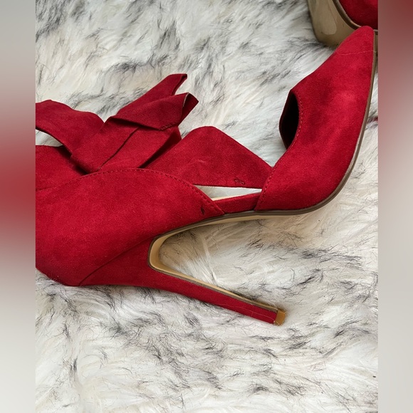 Red Faux Leather Shoes with bow - Picture 14 of 16